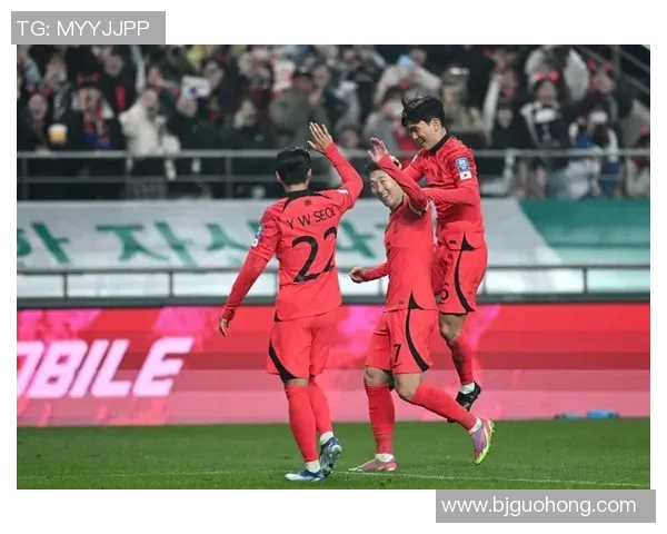 伊朗与韩国在亚洲杯的激烈对决展现足球魅力与战术智慧